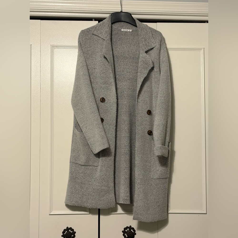 Pink Clover Textured Long Gray Knit Sweater